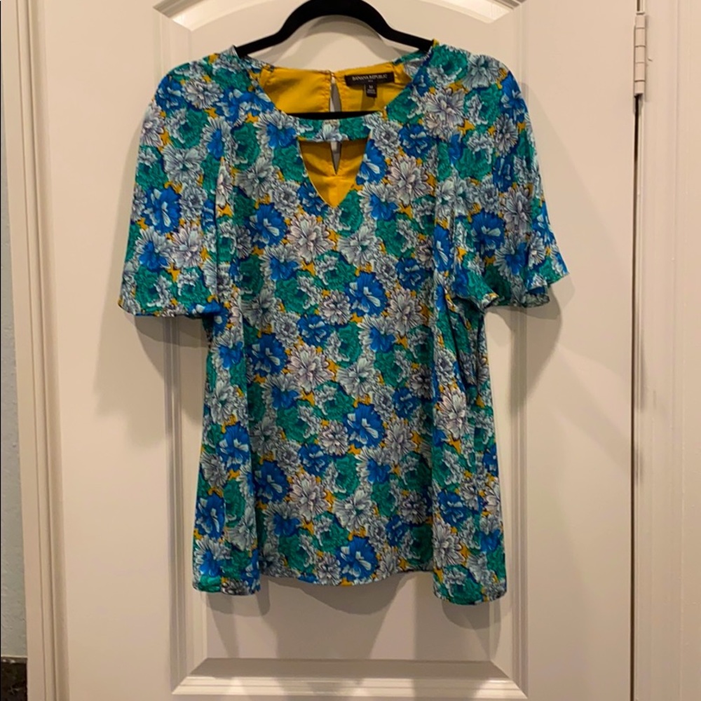 Banana republic Dolman sleeve silky top